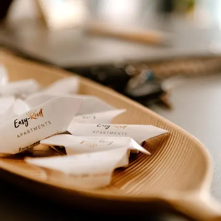 Golden Port - Easy-rent 아파트 *