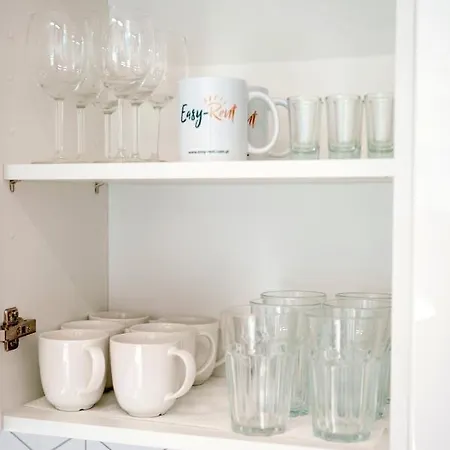 Golden Port - Easy-rent 아파트