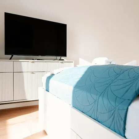 Golden Port - Easy-rent